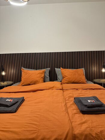 Doppelbett 180x200