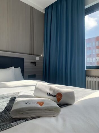 Mooncity Hotel & Boardinghouse Frankfurt Bild 3