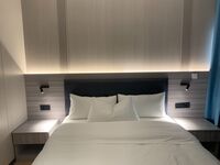 Mooncity Hotel & Boardinghouse Frankfurt Bild 3