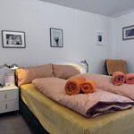 Nature. Silence. Sleep. Repeat. 26' HH Bild 1