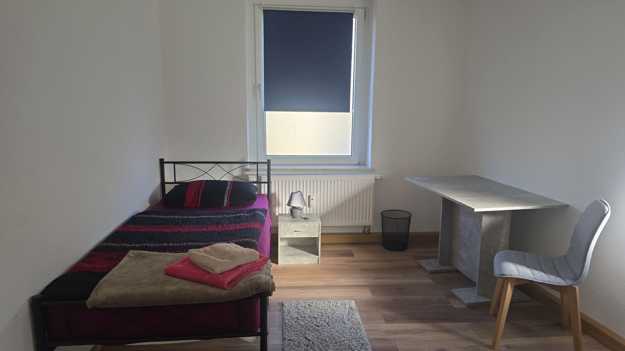 Schlafzimmer 2
