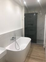 Apartment (R)