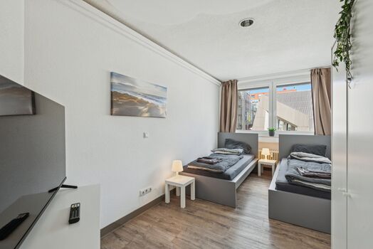 Schlafzimmer 3 (AZ07)