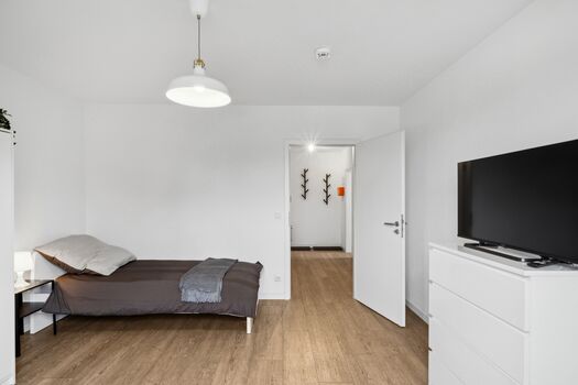 Schlafzimmer 2 (AZ04)