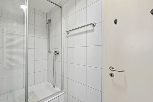Badezimmer (AZ07)