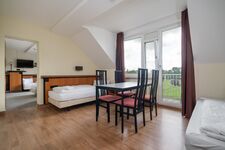 11 Apartment +12 Doppel-/Einzelzimmer, Küche, WLAN, ruhig, südl. Berlin Bild 1