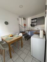 4 Betten Apartment Herten Recklinghausen NRW Küche Dusche P Bild 2