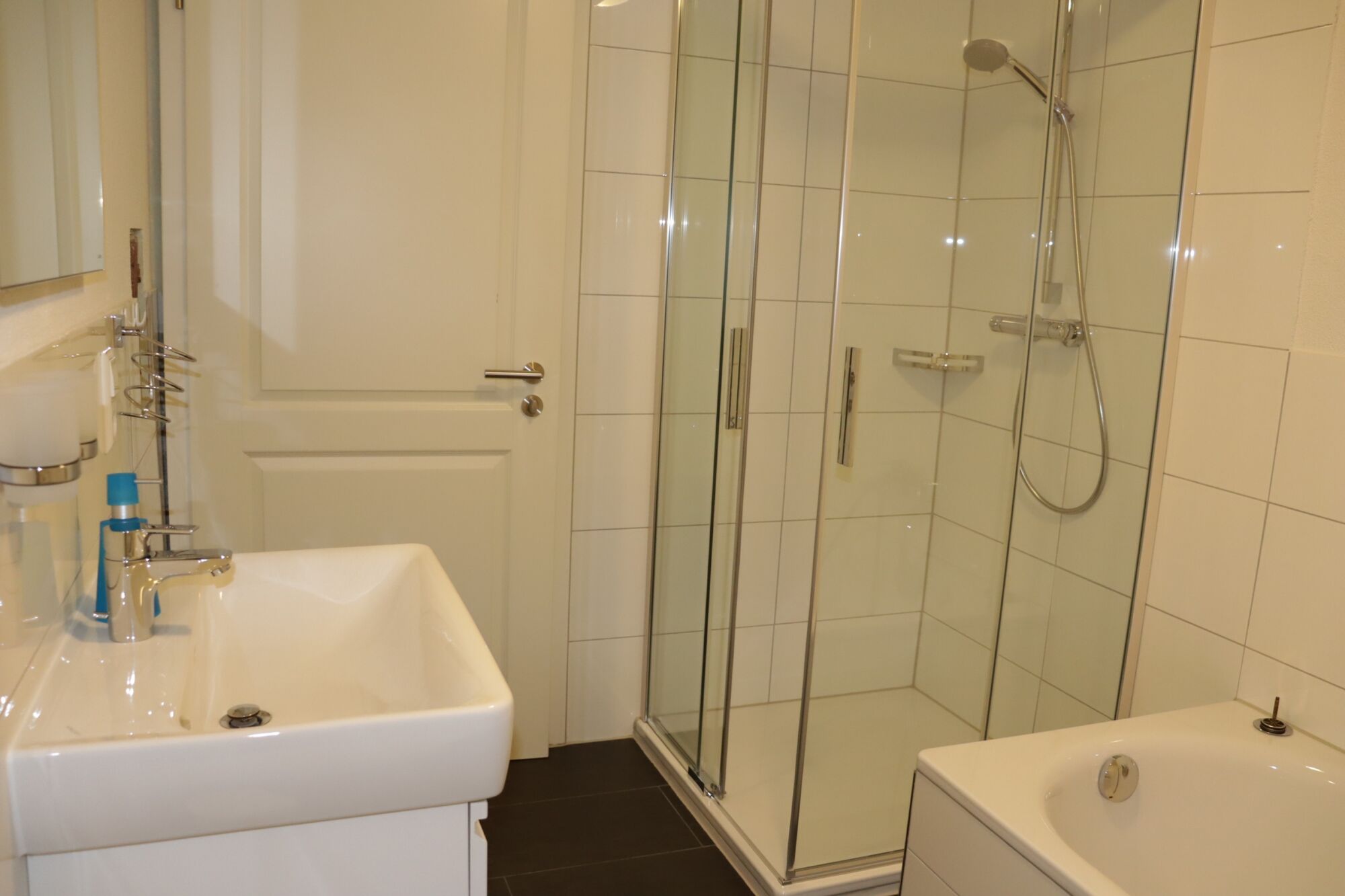 Wohnung am Bach - Badezimmer