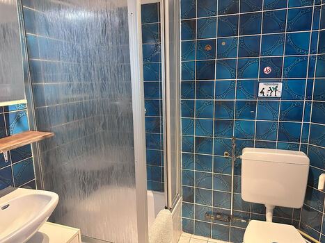 Gemeinschafts Badezimmer der Ferienzimmer