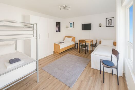 Voll ausgestattete Wohnung in verkehrsgünstiger Lage für 5 Bild 3
