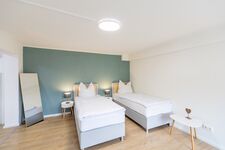 OARA - Multiple Apartments (1-13 Guests) - WIFI - TV - free Parking Bild 21