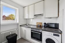 OARA - Multiple Apartments (1-13 Guests) - WIFI - TV - free Parking Bild 3