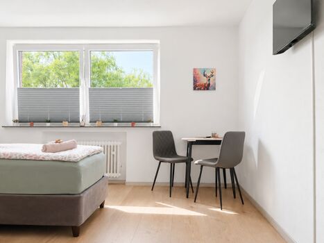 2. Schlafzimmer - Sitzbereich, Arbeitsbereich oder privater Essplatz