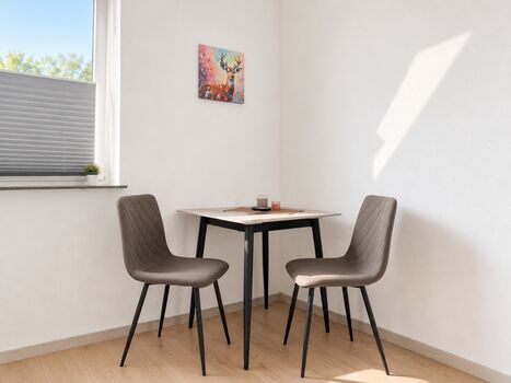 Sitzbereich im 2. Schlafzimmer, Tageslicht und freundlich gestaltet