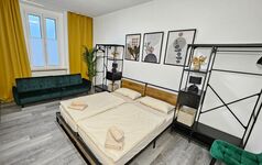 1. Schlafzimmer 1 Doppelbett und 1 Schlafsofa