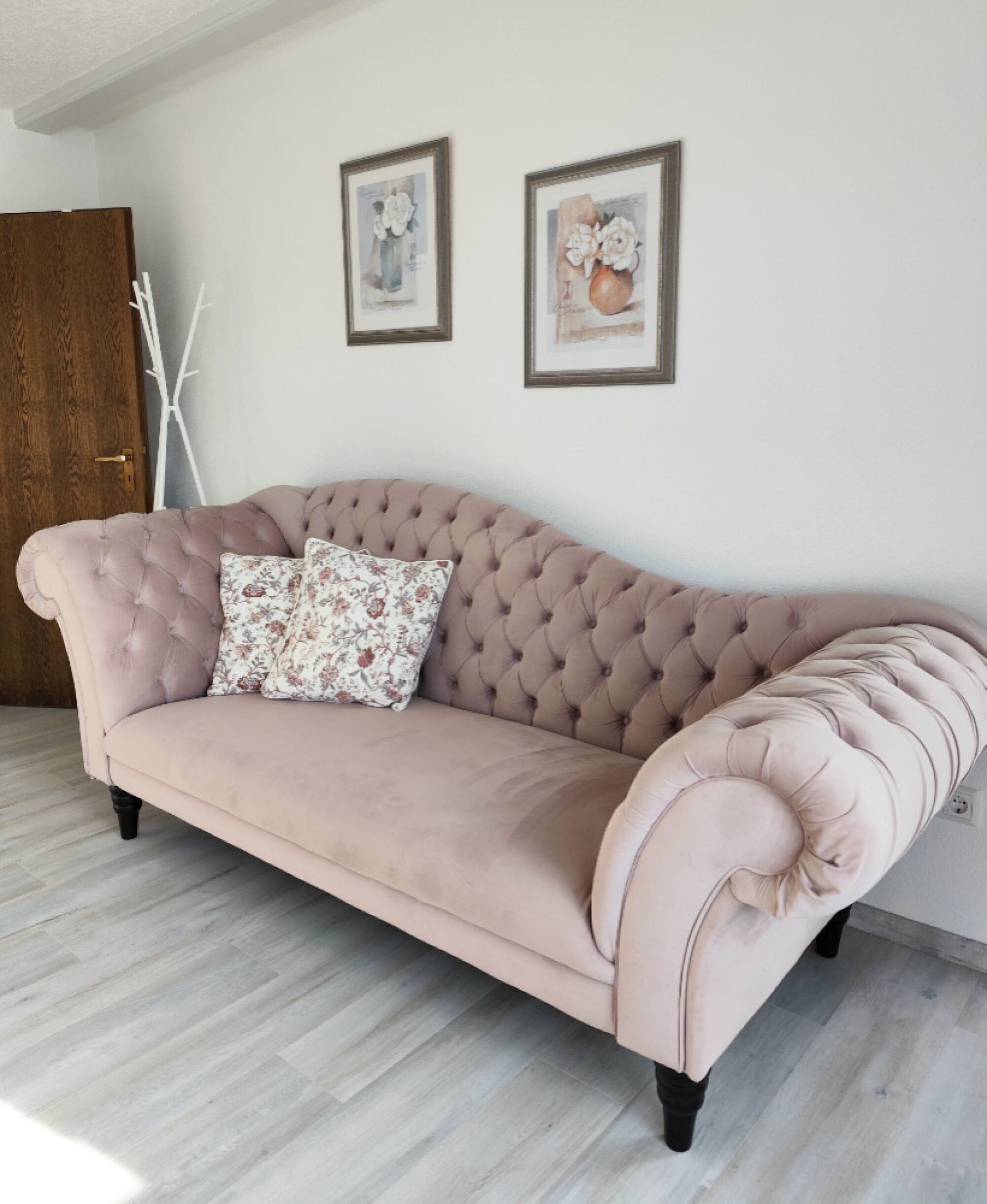 Sofa im Zweibettzimmer