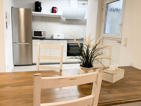 Haus in Wenzendorf, 2-7 Zimmer mit Garten und Terrasse Bild 1