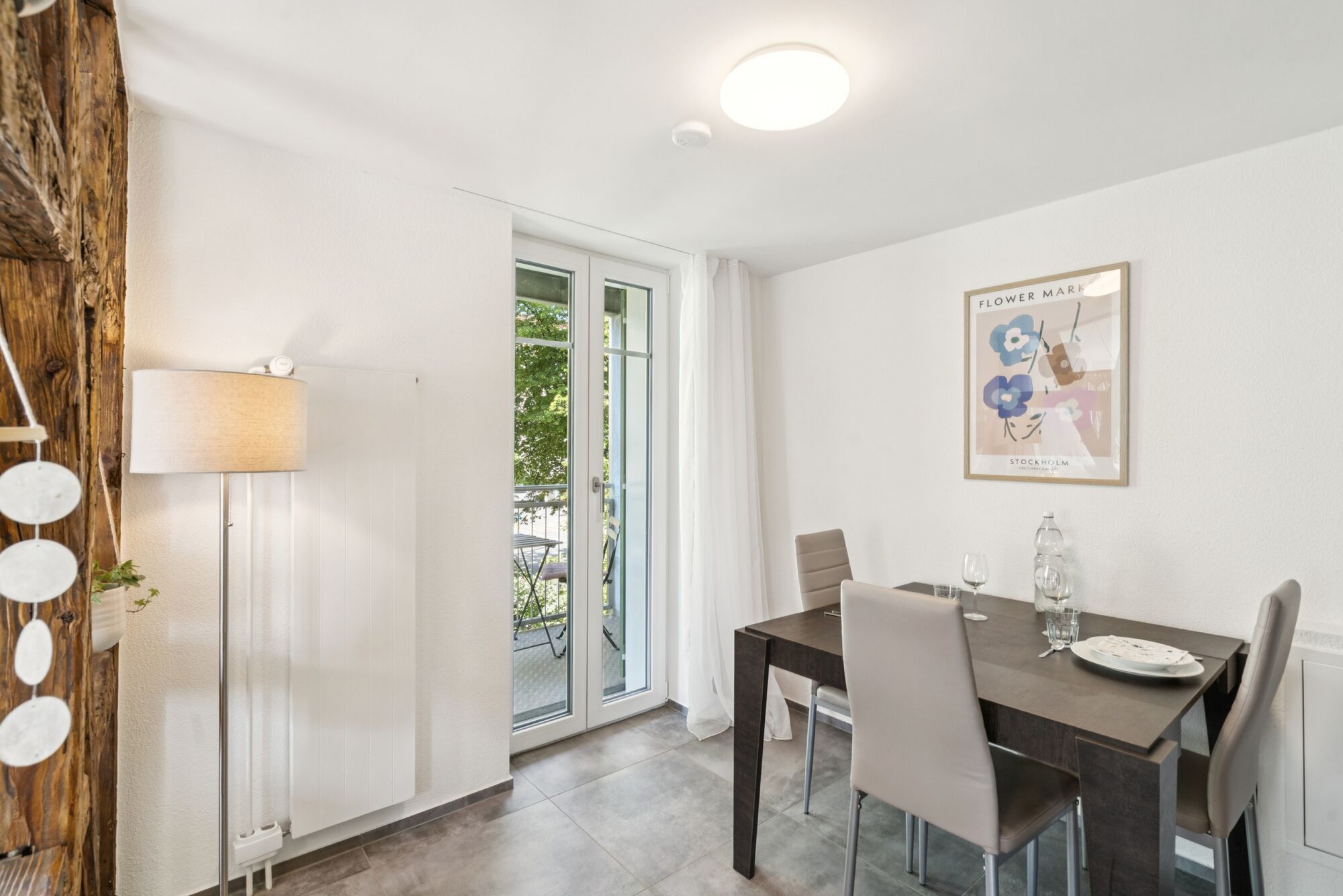 Esszimmer mit privatem Balkon