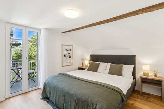 Vom Schlafzimmer direkt auf den Balkon