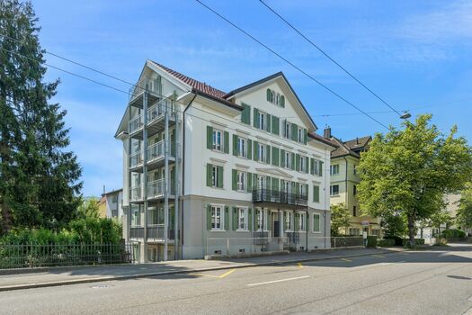 Das ganze Haus wurde vor 3 Jahren kernsaniert.