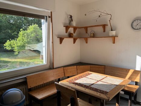 EG Wohnung im ZFH Nähe A1 mit Parkplätzen im Hof Bild 3