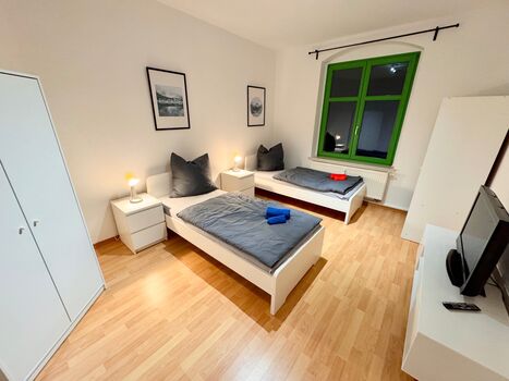 Weiteres Zimmer mit zwei Betten