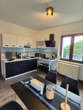 Haus mit 6 Einzelzimmer oder 6 Doppelzimmer