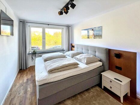 4 Personen Wohnung sehr gute Anbindung -10min nach Hamburg Bild 2