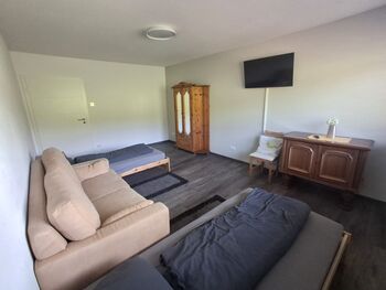 Ferien und Handwerkerwohnung in ruhiger Lage Bild 4