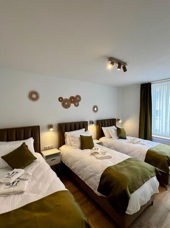 Apartmenthaus in Essen über 2 Ebenen & Garten