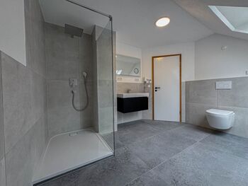 ADN LUX - Günzburg City - 6 Persons - Modern Bild 2