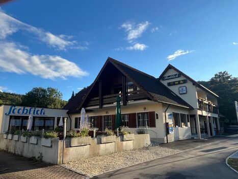 Seeblick - Hotel - Kegelbahn - Café Bild 4