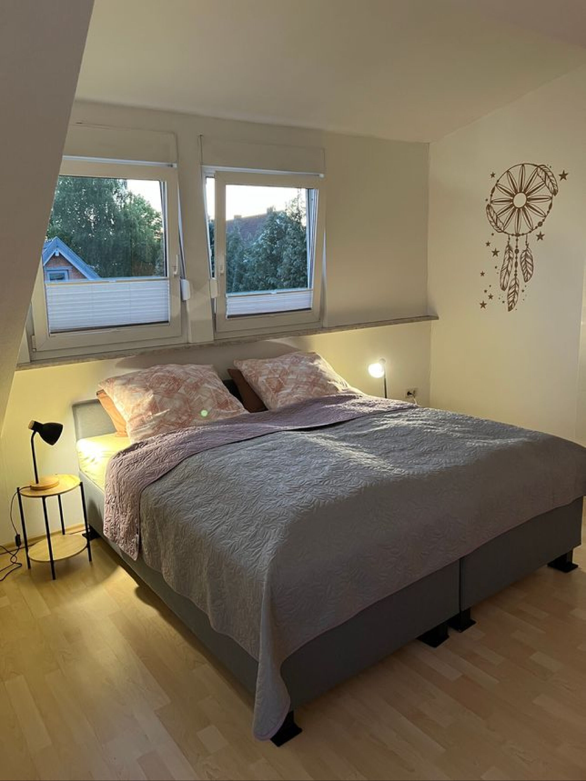 Schlafzimmer 1