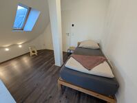 Villa-Merry 6 abgetrennte Wohnungen unter einem Dach Bild 2