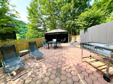 COMFORT -GRILL -TERRACE -BUNDESLIGA -KITCHEN -PlayStation -WIFI Bild 1