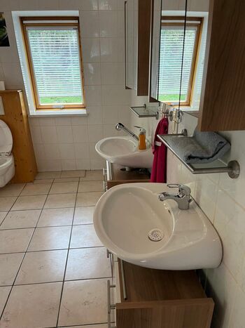 Große Wohnung mit 3 Schlafzimmern am Wildpark Bild 3
