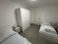 Kernsanierte Wohnung in Schwalbach für bis zu 6 Personen Bild 3