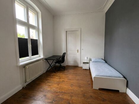 FL19 / TOMASZ-LIVING in SATRUP - Zentrale Lage Bild 1