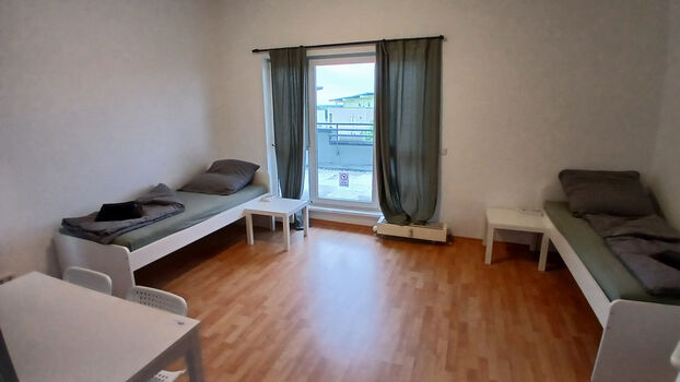 Apartments | 15 Min Flughafen, Porsche, Halle, Brehna, BMW Bild 1