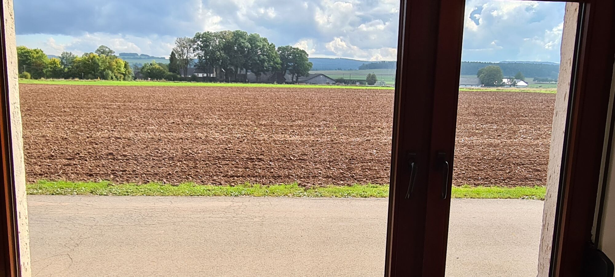 Blick aus dem Wohnungsfenster