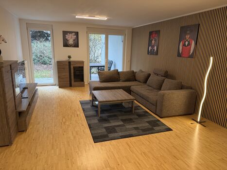 Apartment 'Steni' mit Bergblick, privater Terrasse und WLAN Bild 1