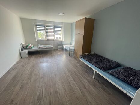 2. Schlafzimmer