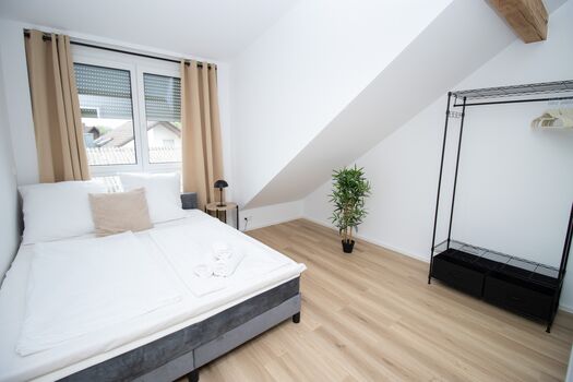 Schlafzimmer 2