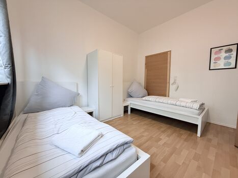 Top ausgestattete Team-Apartments Neumünster Bild 4