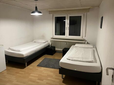 15-Betten-8ZI-160m²-Einfamilienhaus Nguyen Bild 3