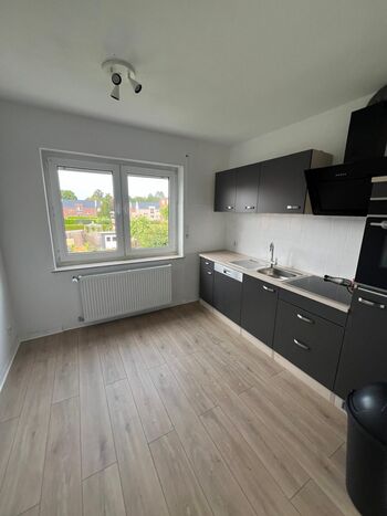 Kernsanierte 3-Zimmer Wohnung mit Balkon Picture 2