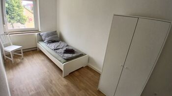 Schlafzimmer 3