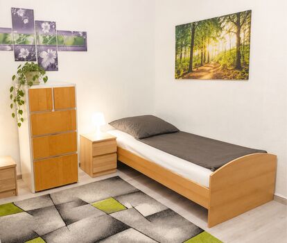 2-11 Personen Meschede – Einzelzimmer möglich Bild 1