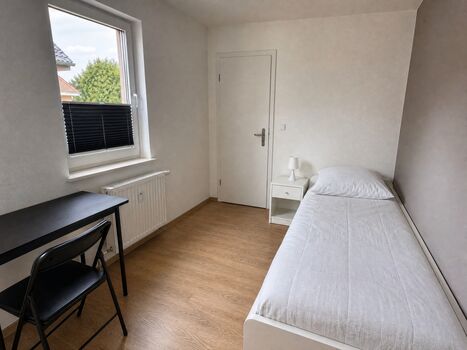 FL27 / TOMASZ-LIVING in SCHLESWIG - WLAN inklusive Bild 1