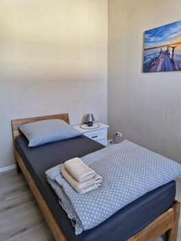 Zentrale Stadtvilla in Heide mit riesiger Stellfläche Bild 3